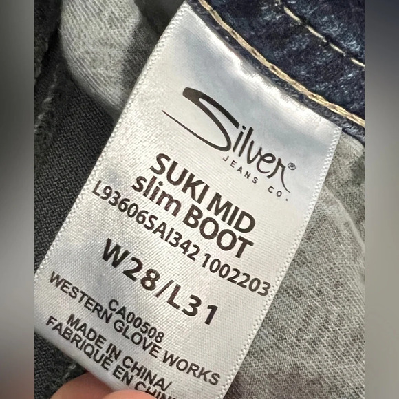 Silver Suki Mid Slim Bootcut Denim Jean - Size 28 - Picture 10 of 12